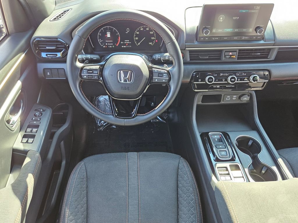 Certified 2024 Honda Pilot Sport image 8