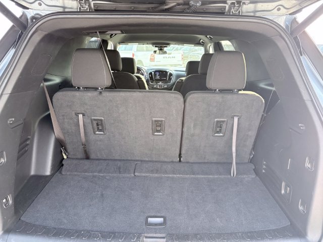 Used 2023 Chevrolet Traverse LT AWD/4WD image 28