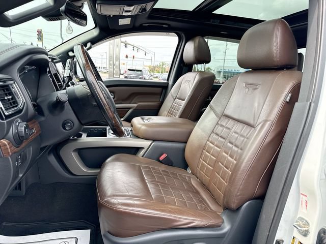 Used 2021 Nissan Titan Platinum Reserve w/ Moonroof Package AWD/4WD image 11