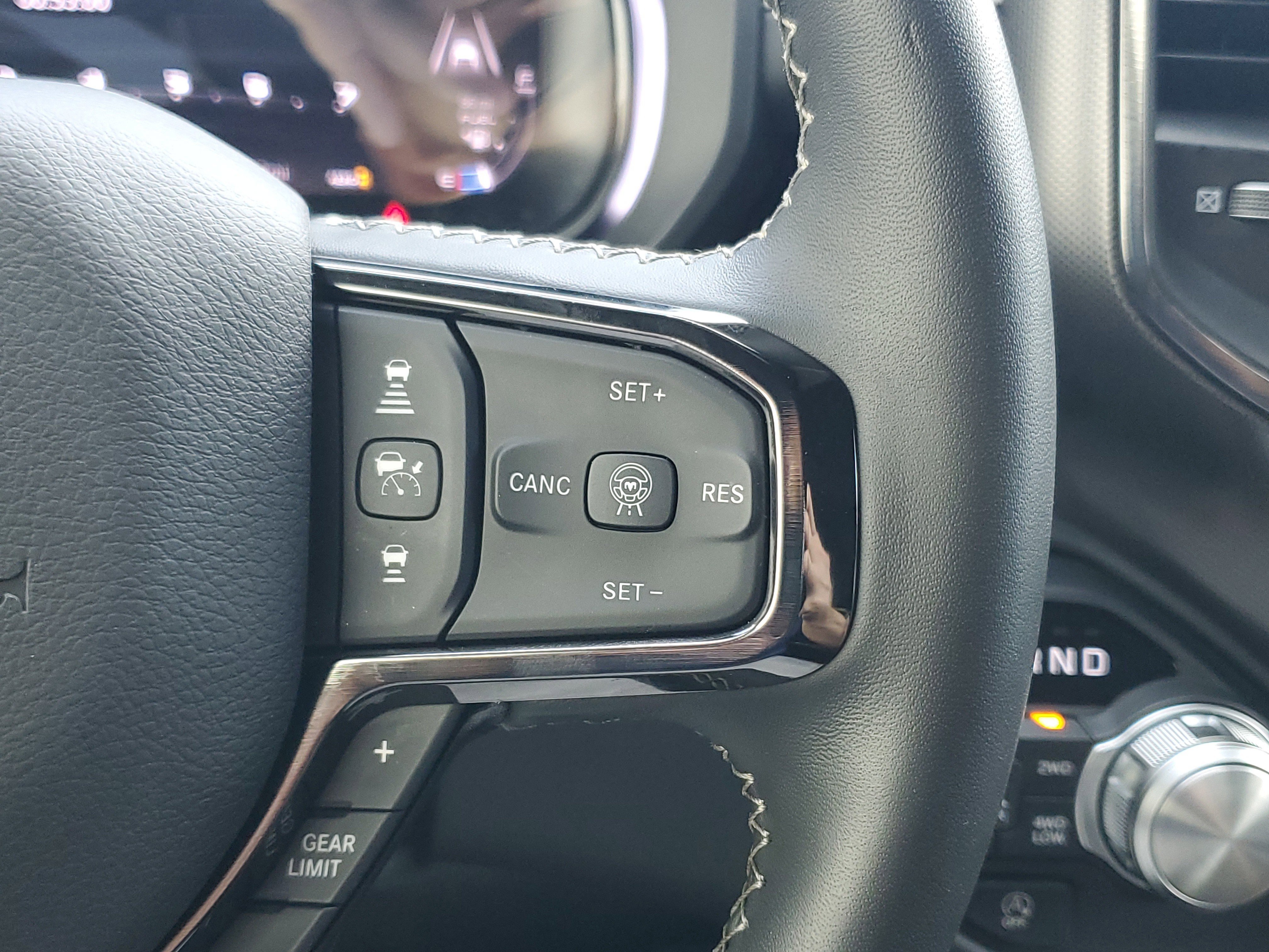 Used 2025 RAM 1500 Limited w/ Bed Utility Group image 24