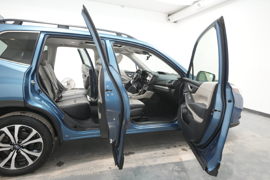 Used 2023 Subaru Forester Limited w/ Popular Package #3 AWD/4WD image 34