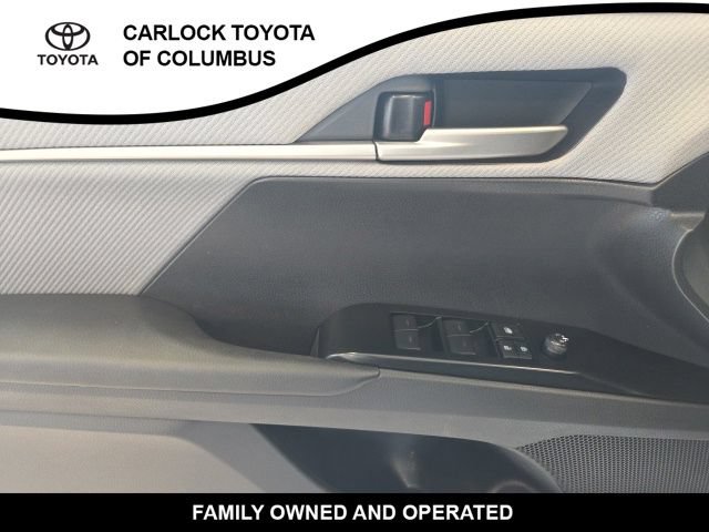 Used 2026 Toyota Camry SE w/ Convenience Package FWD image 12