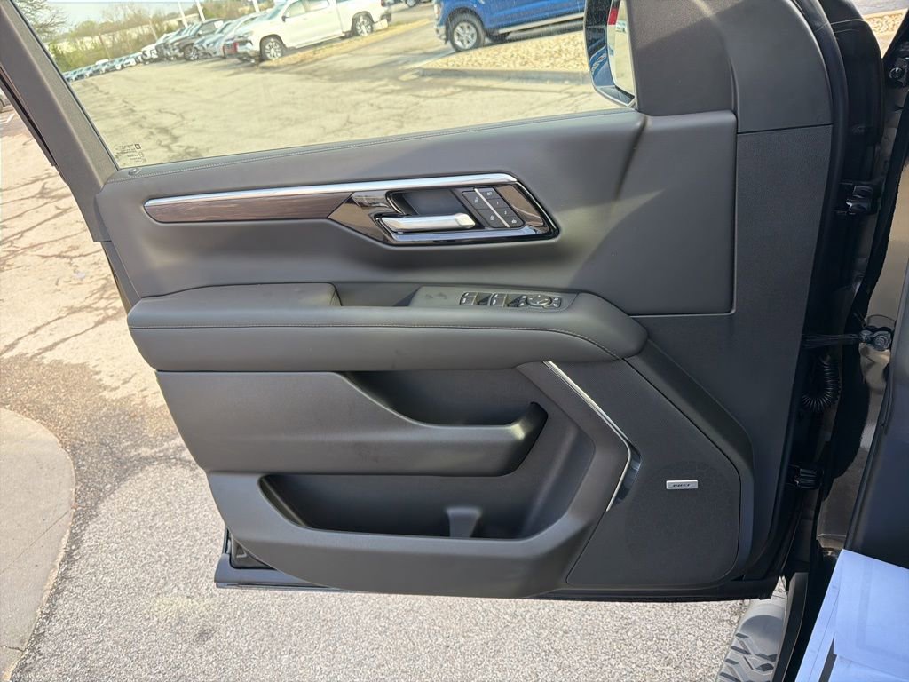 New 2026 Chevrolet Tahoe Z71 w/ Z71 Off-Road Package image 43