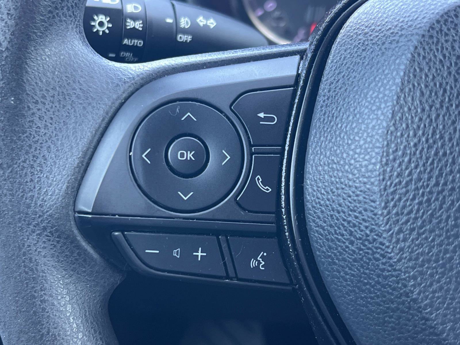 Used 2019 Toyota RAV4 XLE w/ Convenience Package image 9