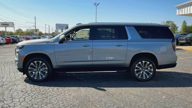 New 2026 Chevrolet Suburban High Country w/ Sun And Tow Package image 5