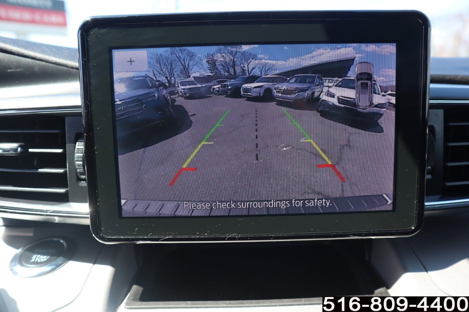 Used 2024 Ford Explorer XLT w/ Equipment Group 202A AWD/4WD image 21