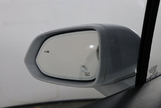Used 2024 Chevrolet Blazer EV LT AWD/4WD image 47
