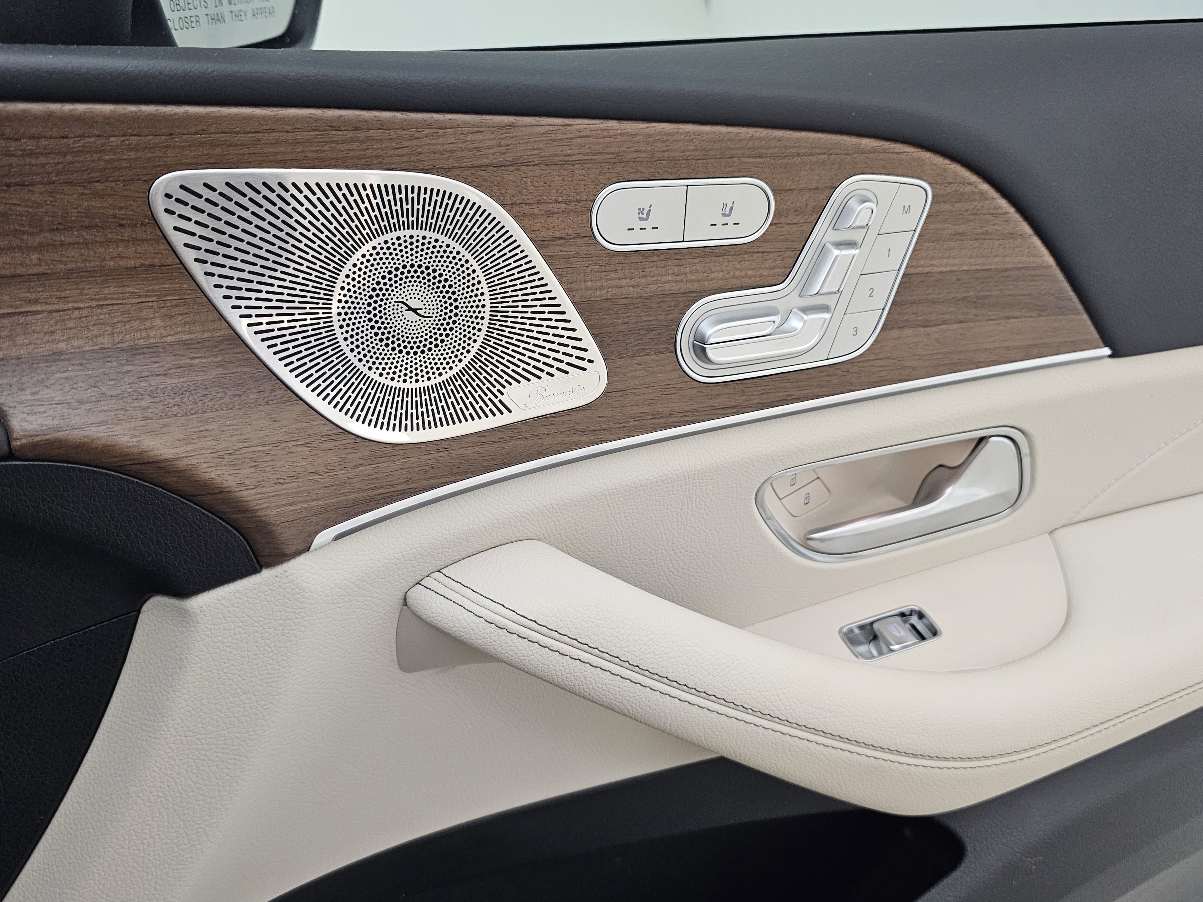 Used 2025 Mercedes-Benz GLE 450e 4MATIC image 19