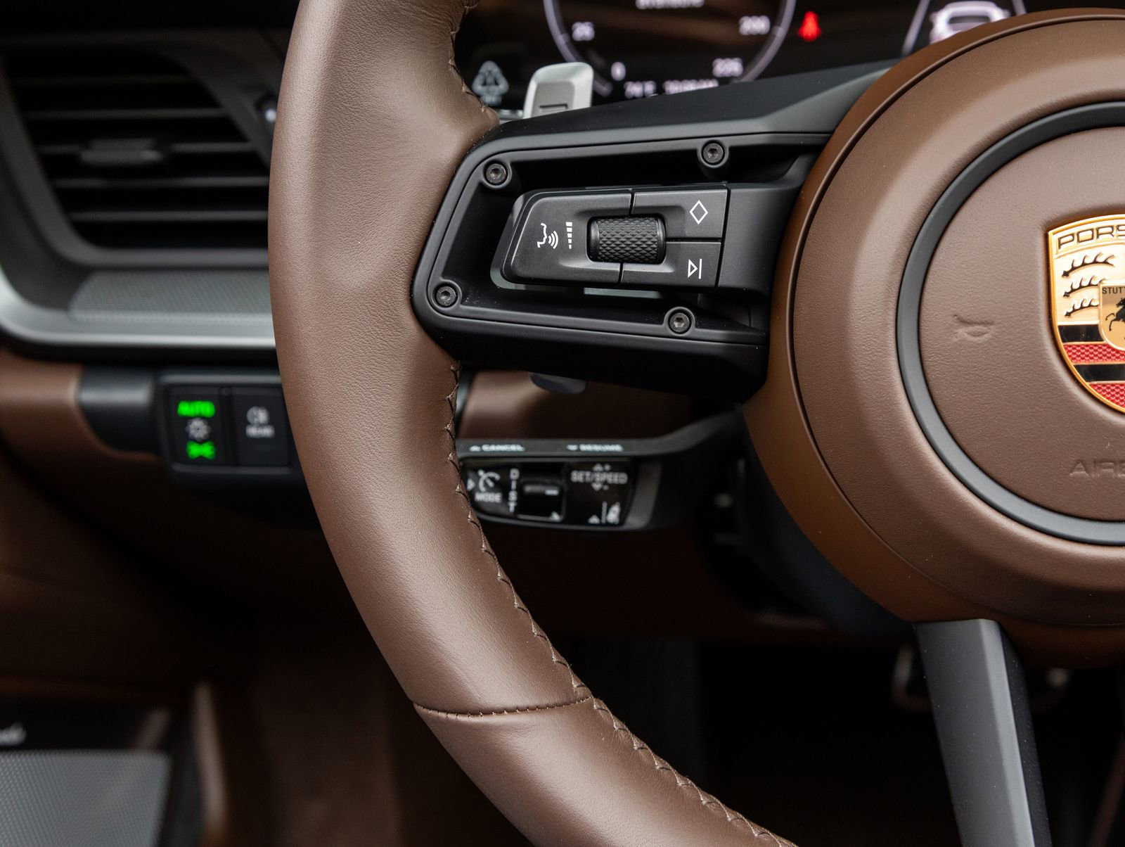 Used 2026 Porsche 911 Targa 4S image 17