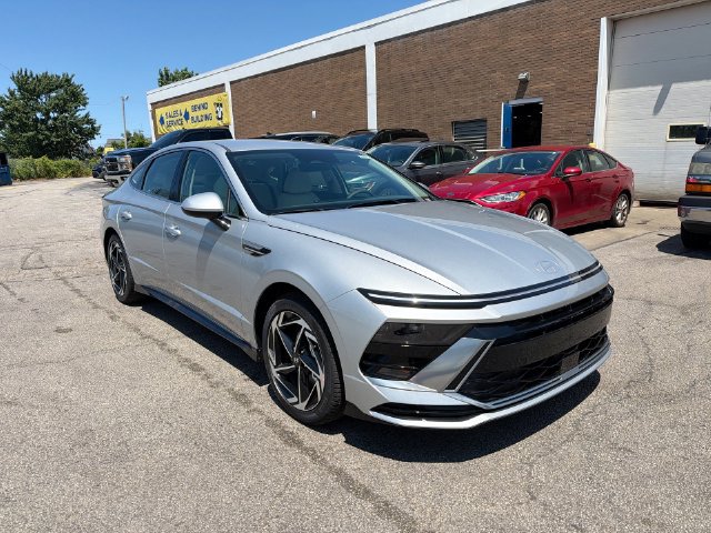 New 2026 Hyundai Sonata SEL AWD/4WD image 18