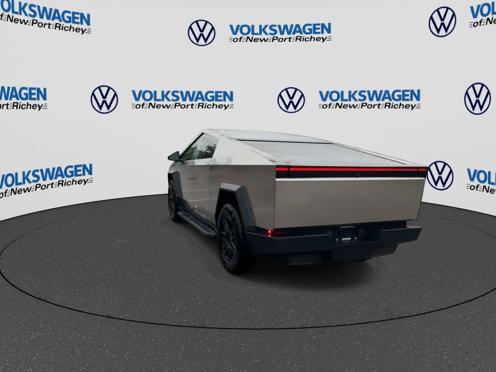 Used 2024 Tesla Cybertruck Cyberbeast AWD/4WD image 6