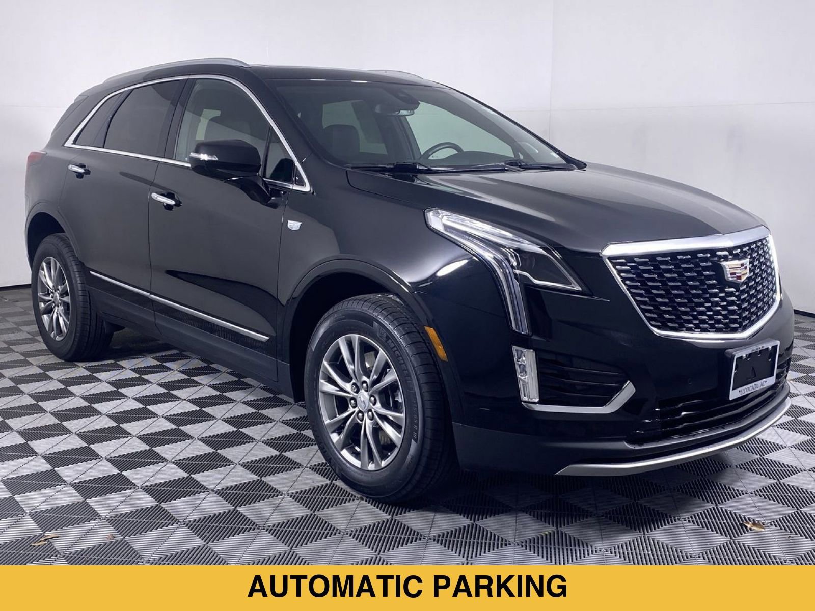 Certified 2022 Cadillac XT5 Premium Luxury AWD/4WD image 44