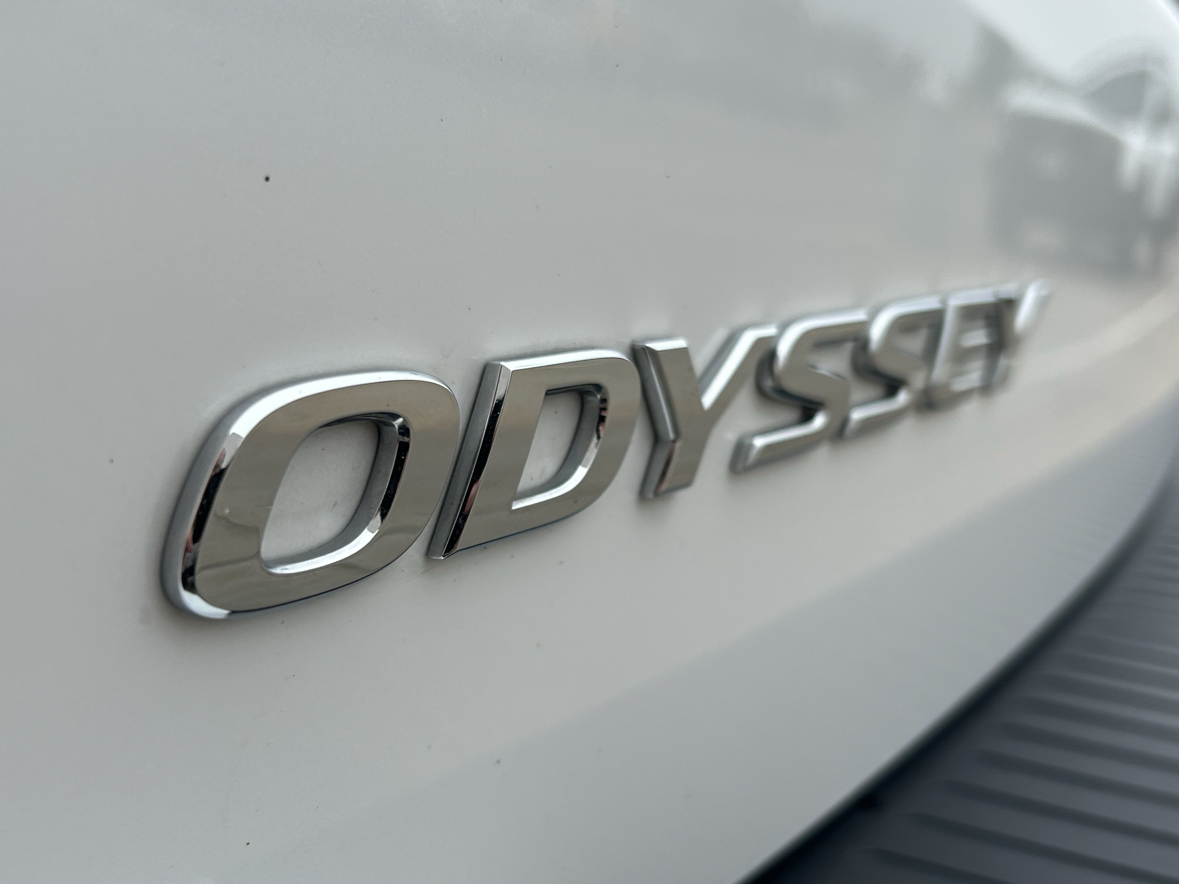 Used 2024 Honda Odyssey Touring image 8