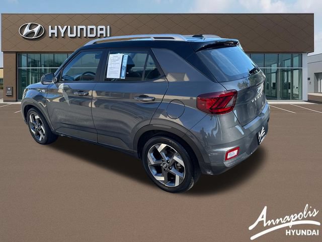 Used 2025 Hyundai Venue Limited FWD image 3
