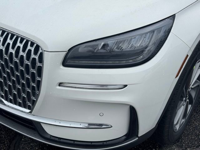 New 2026 Lincoln Corsair Premiere image 2