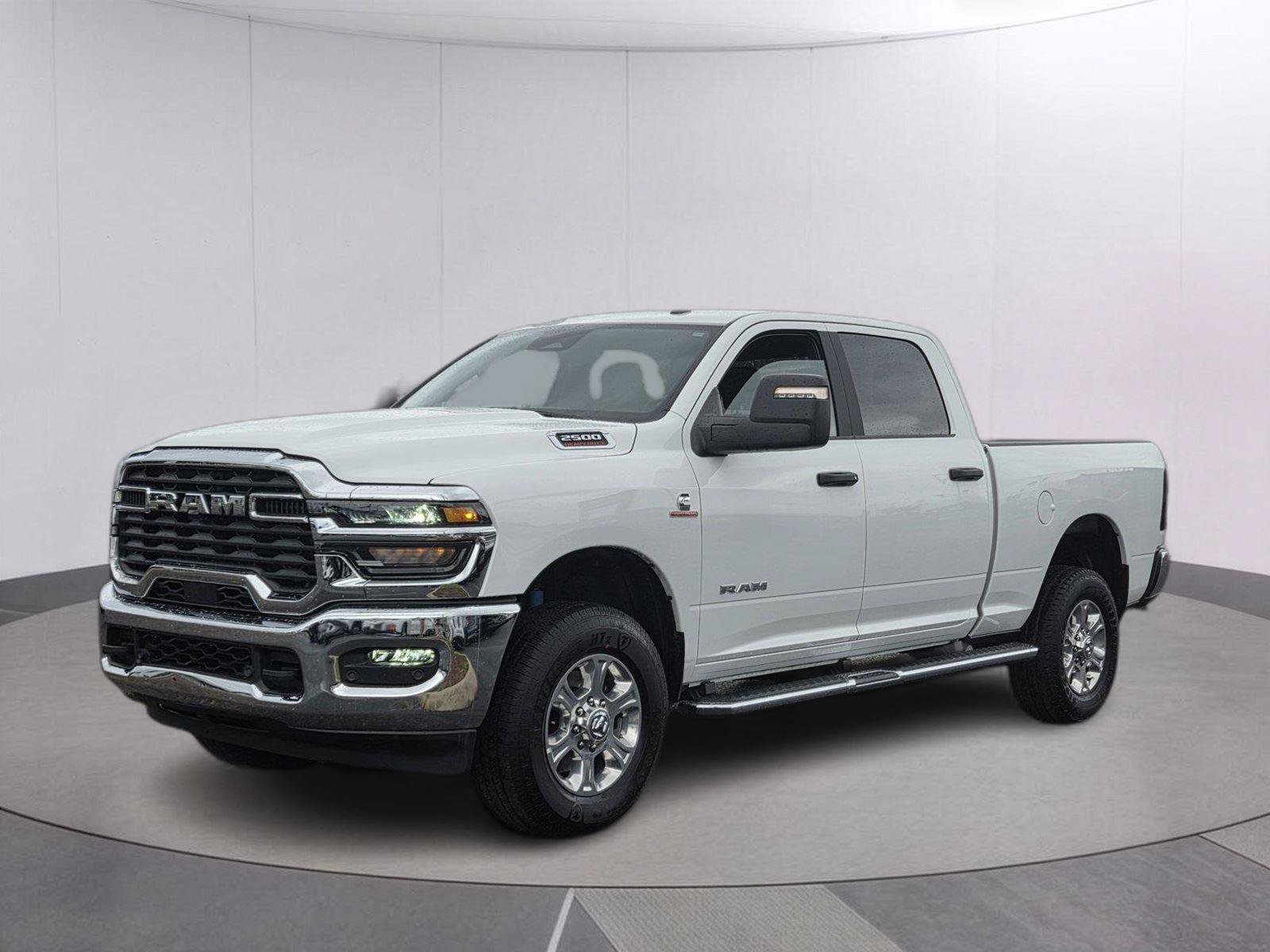 Used 2025 RAM 2500 Big Horn AWD/4WD image 1
