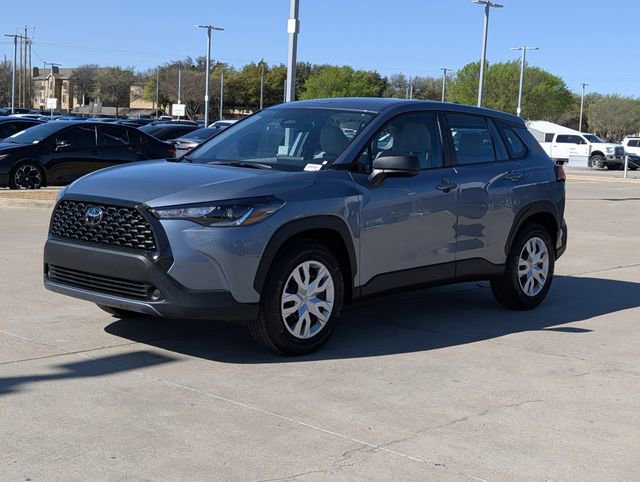 Used 2025 Toyota Corolla Cross L image 10