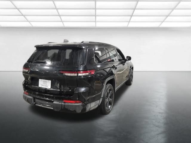 Used 2023 Jeep Grand Cherokee L Laredo AWD/4WD image 5