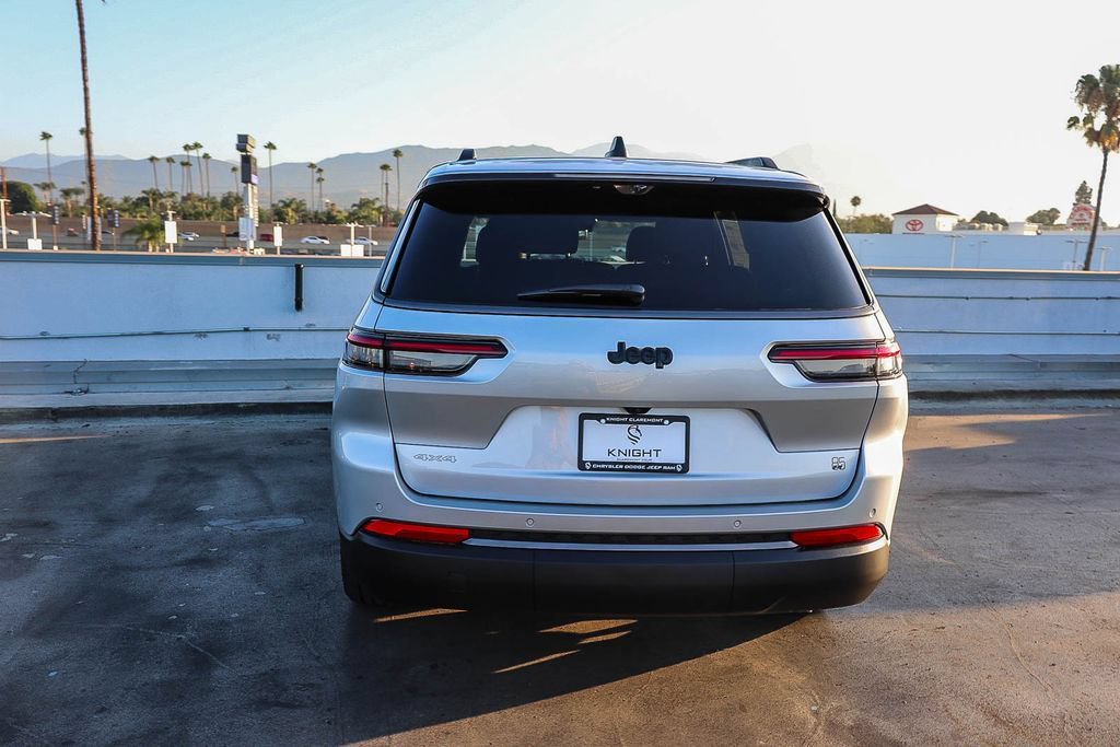 New 2026 Jeep Grand Cherokee L Limited AWD/4WD image 8