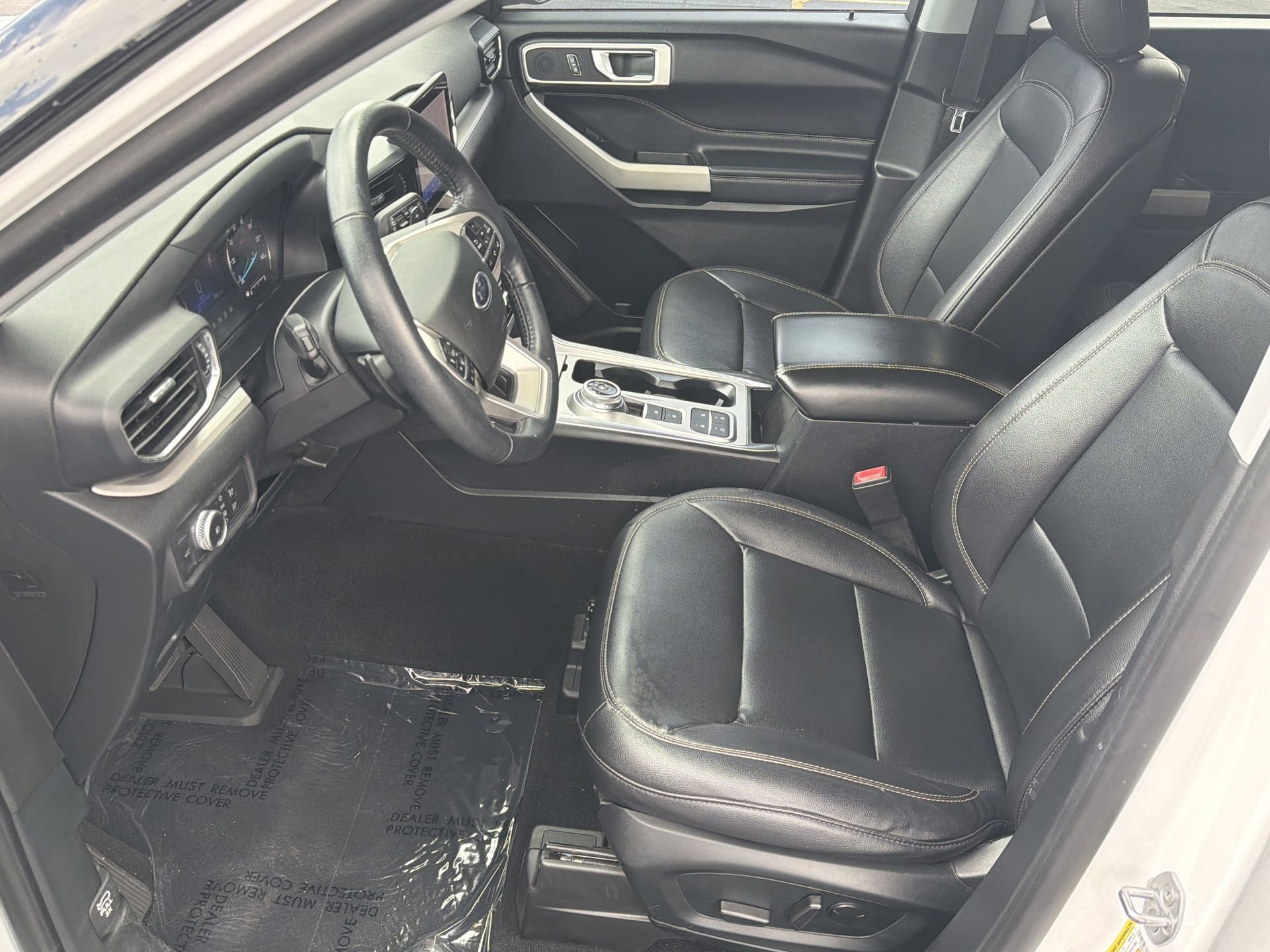 Certified 2020 Ford Explorer XLT w/ Equipment Group 202A RWD image 21