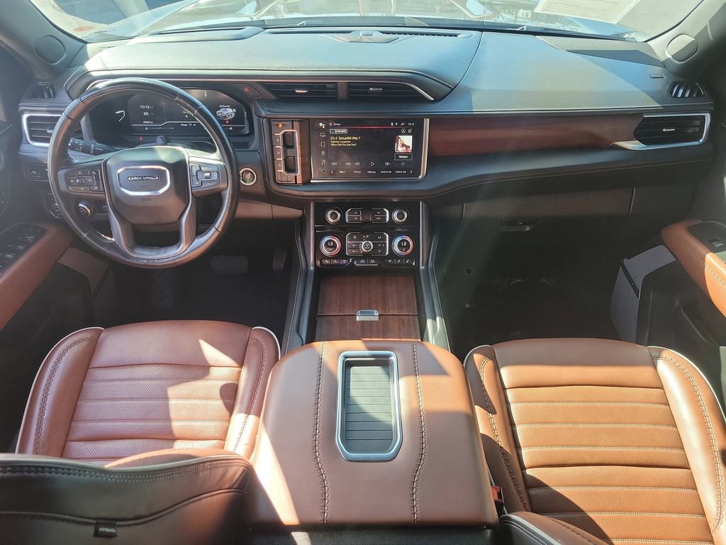Used 2023 GMC Yukon Denali Ultimate image 11