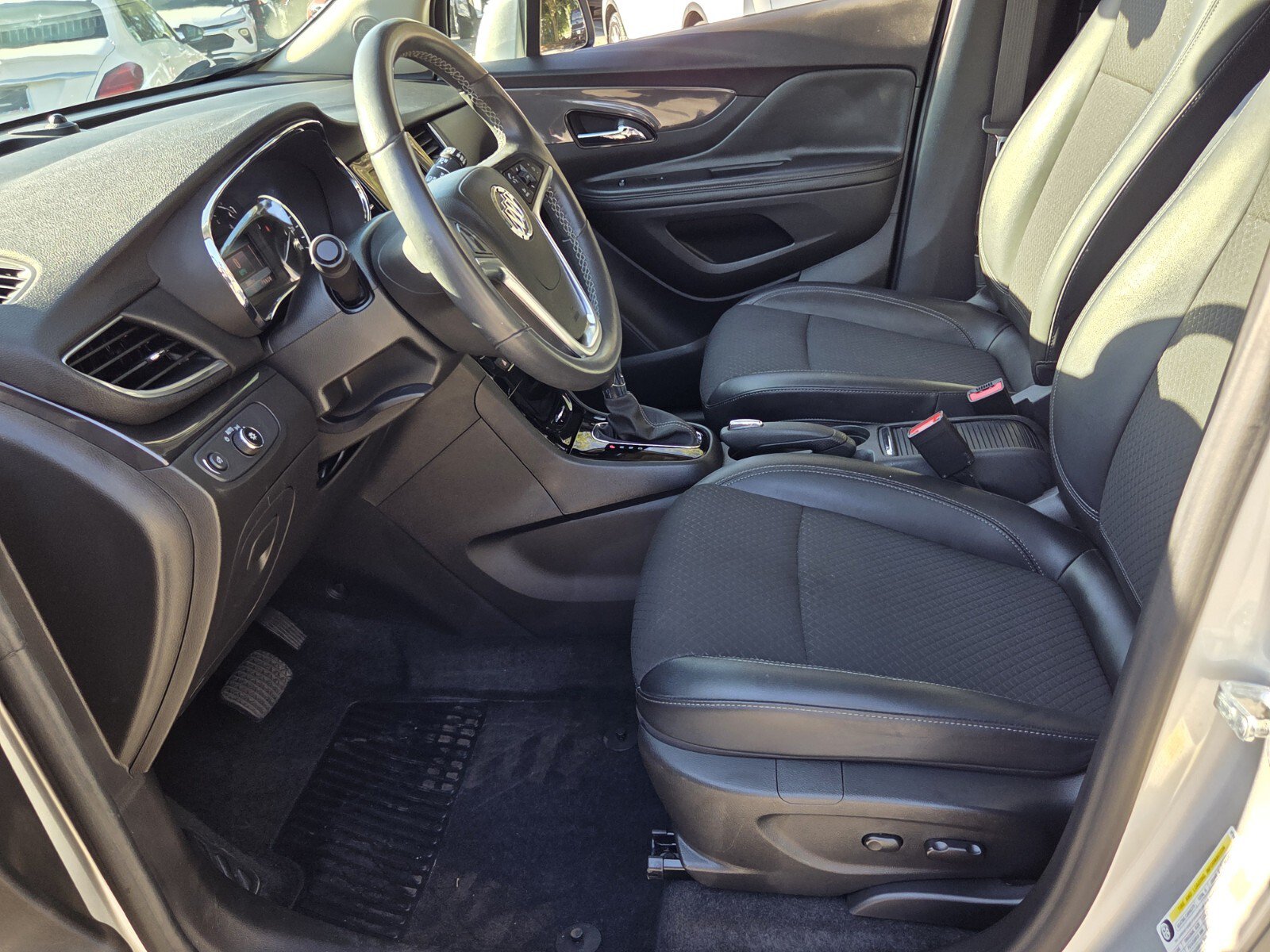 Certified 2022 Buick Encore Preferred w/ Safety Package AWD/4WD image 12