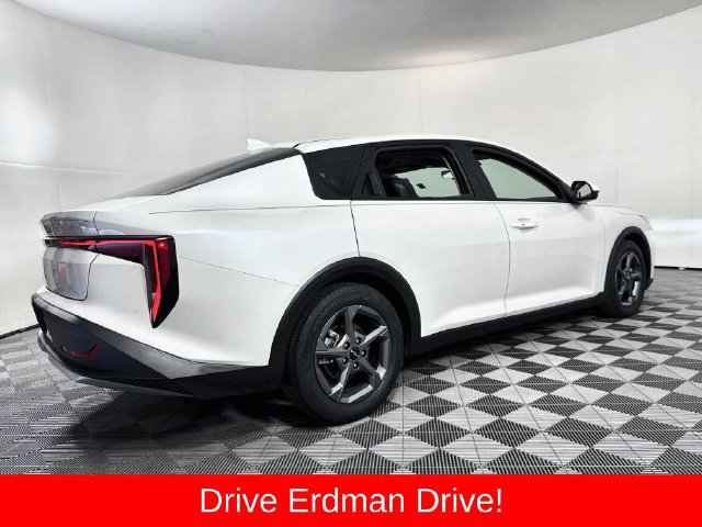 Used 2025 Kia K4 FWD image 22