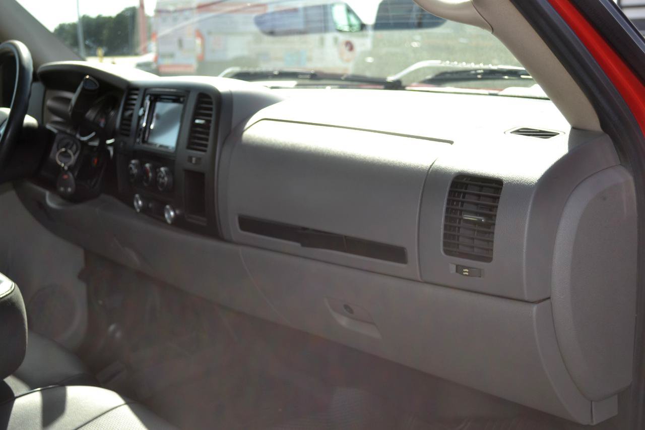 Used 2010 Chevrolet Silverado 2500 W/T AWD/4WD image 21