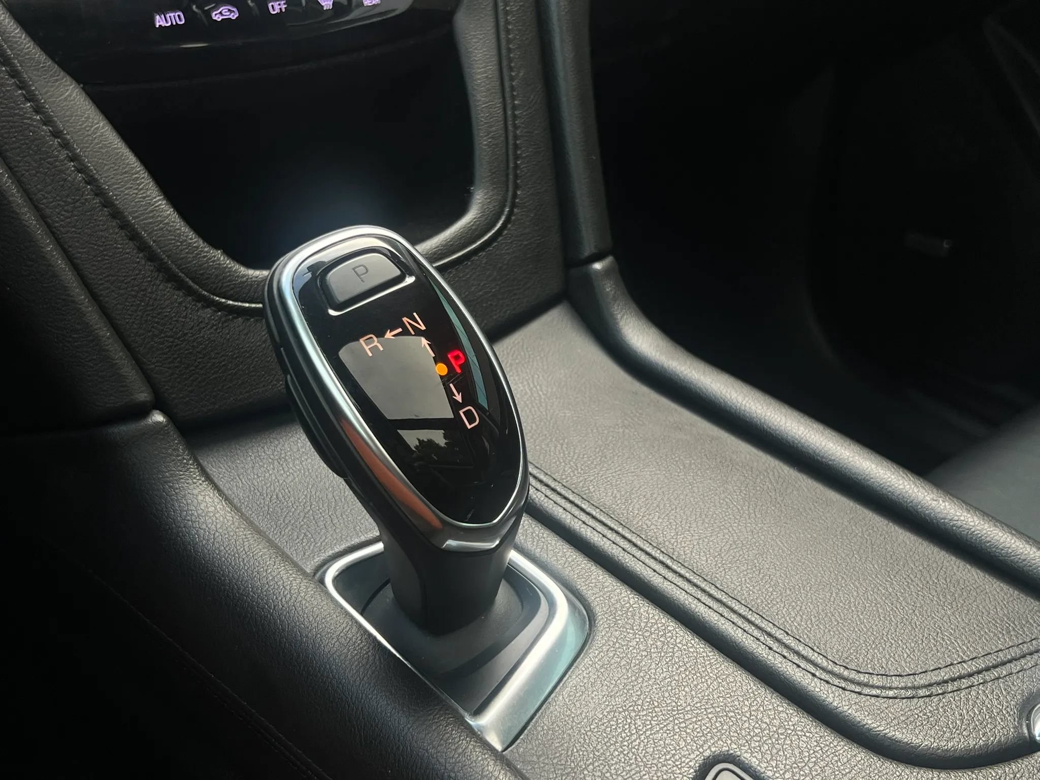 Used 2017 Cadillac XT5 Luxury w/ Driver Awareness Package FWD image 31