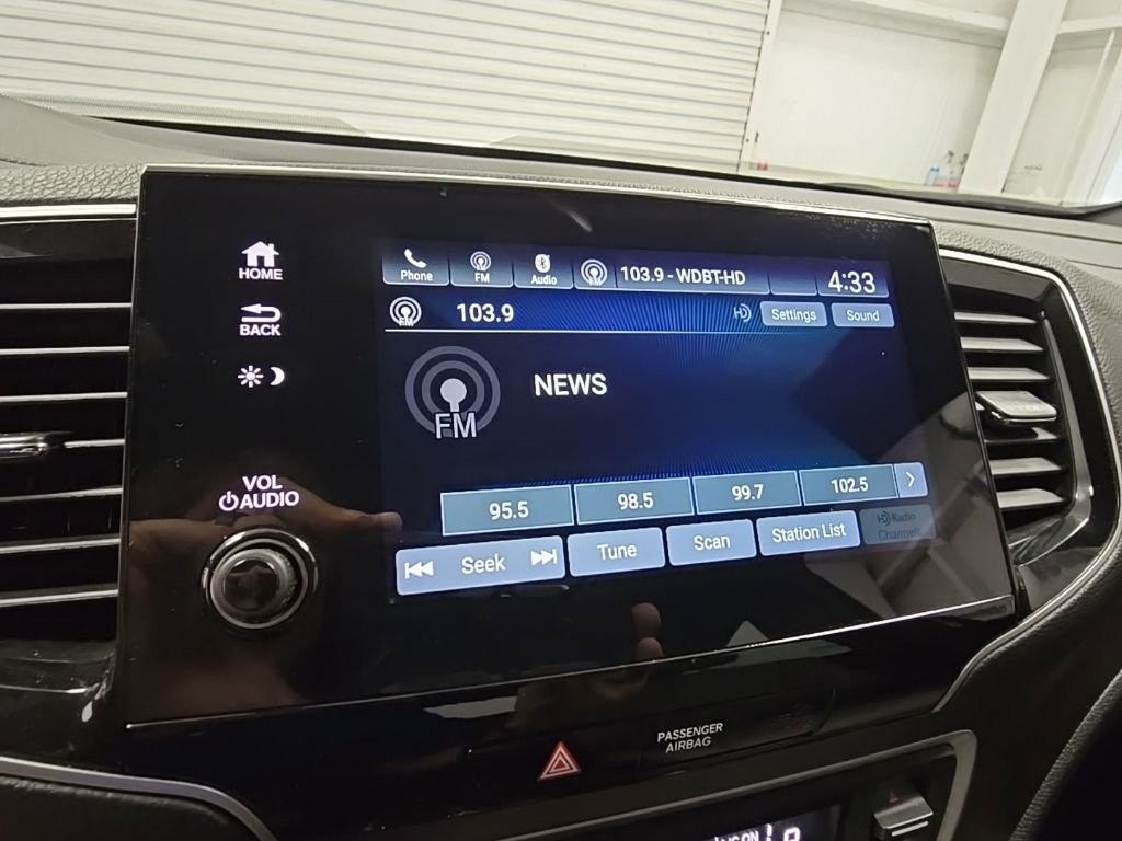 Used 2022 Honda Passport EX-L image 16