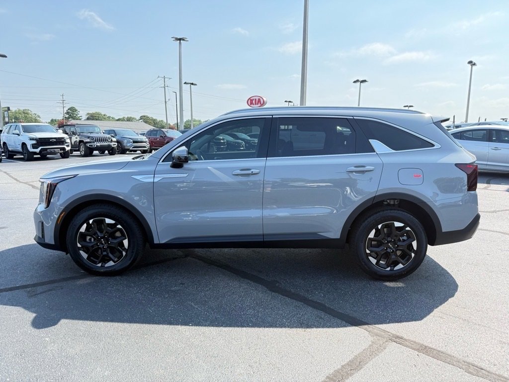 New 2025 Kia Sorento S w/ Panoramic Sunroof Package image 6