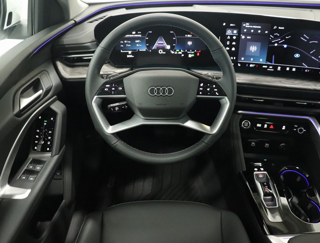 Used 2025 Audi Q5 Premium w/ Convenience Package AWD/4WD image 16