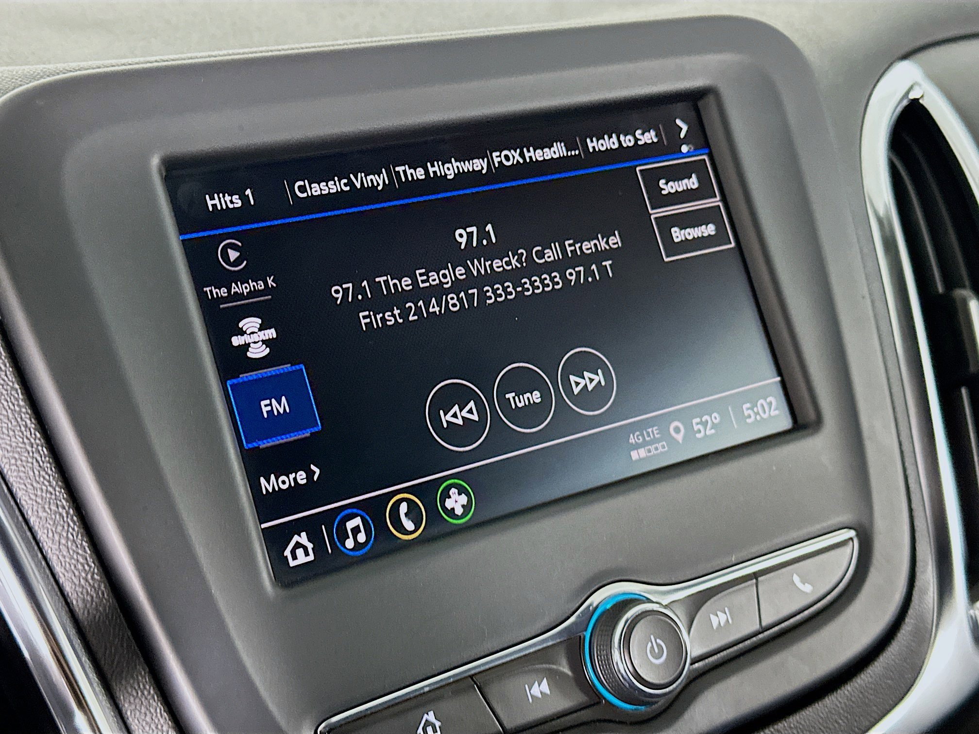 Used 2023 Chevrolet Equinox LT image 19