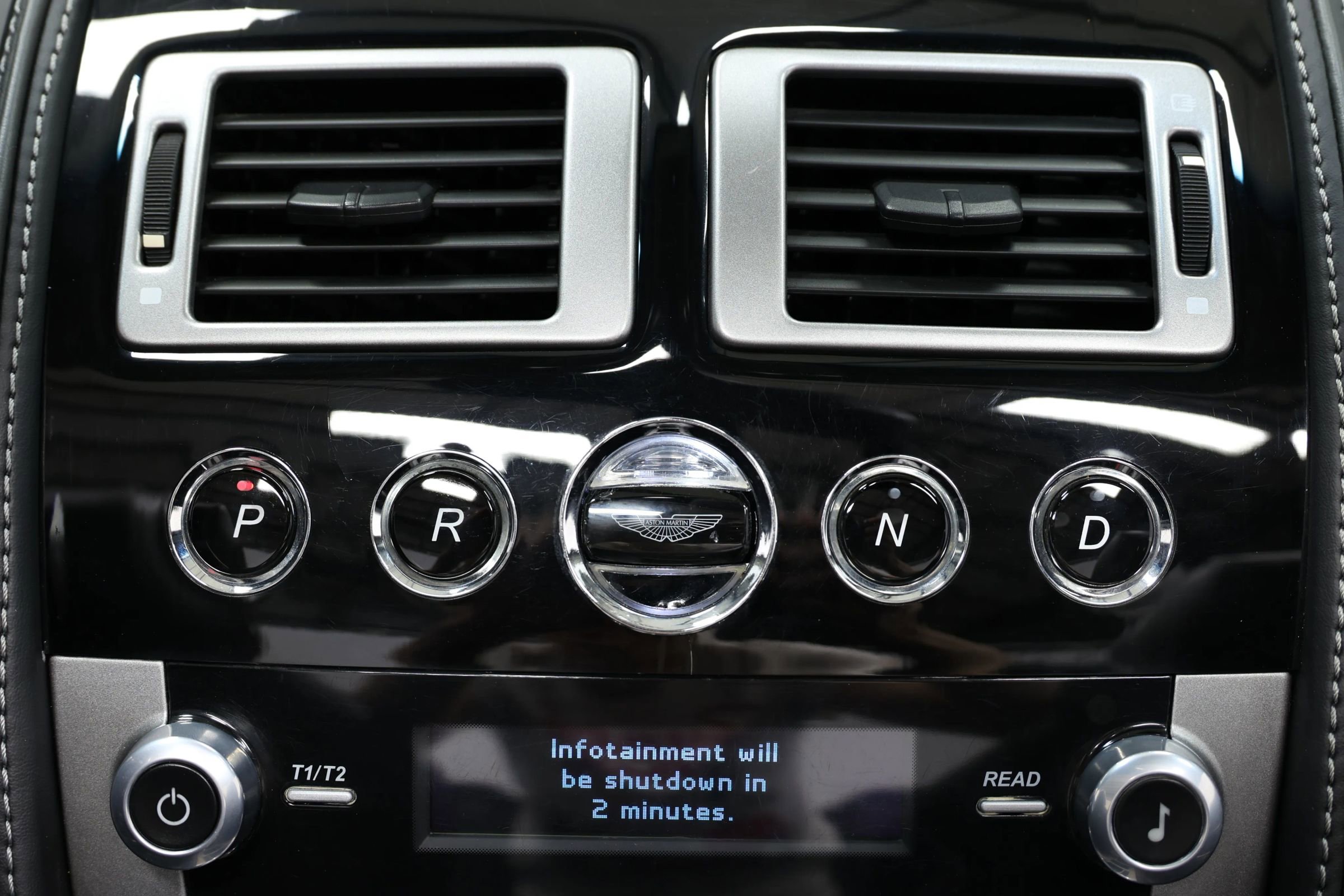 Used 2012 Aston Martin Virage Volante image 43