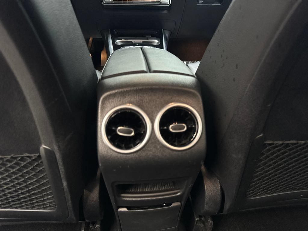 Used 2025 Mercedes-Benz GLB 250 w/ Exclusive Package image 67