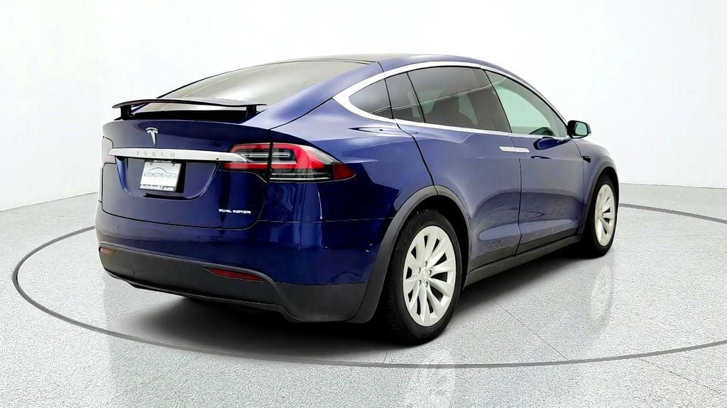 Used 2020 Tesla Model X Long Range AWD/4WD image 5