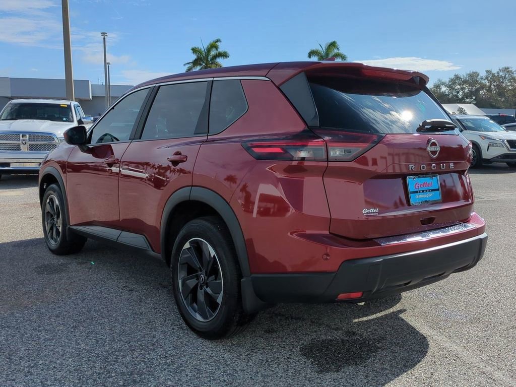 Certified 2025 Nissan Rogue SV image 7