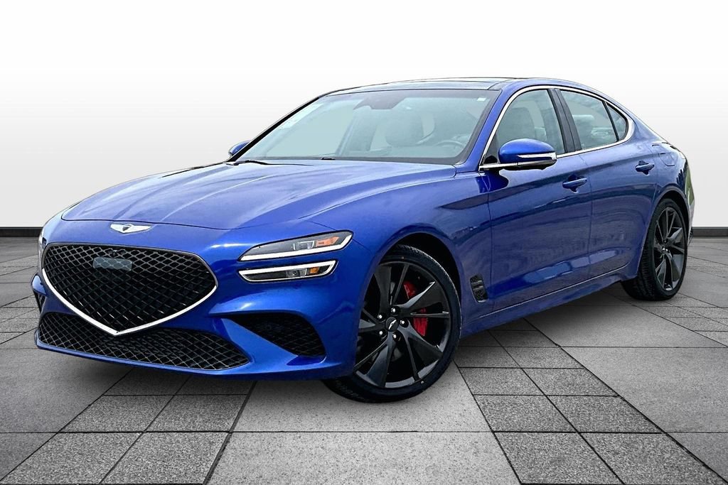 Used 2022 Genesis G70 3.3T RWD image 1