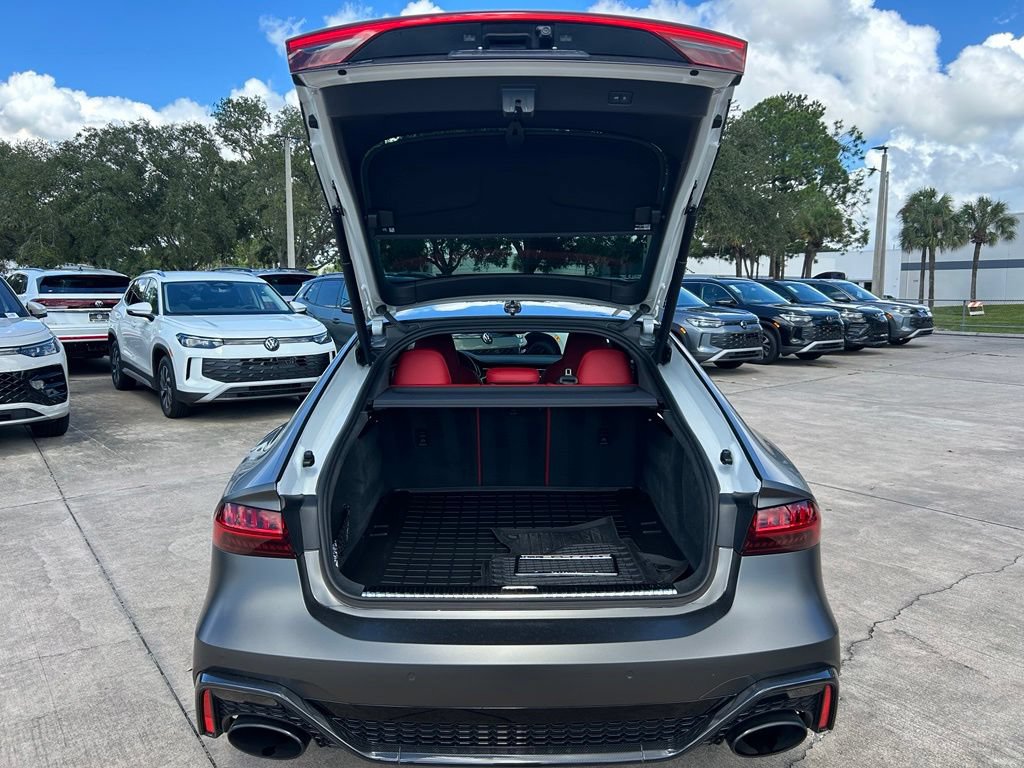 Used 2023 Audi RS 7 Sportback AWD/4WD image 44