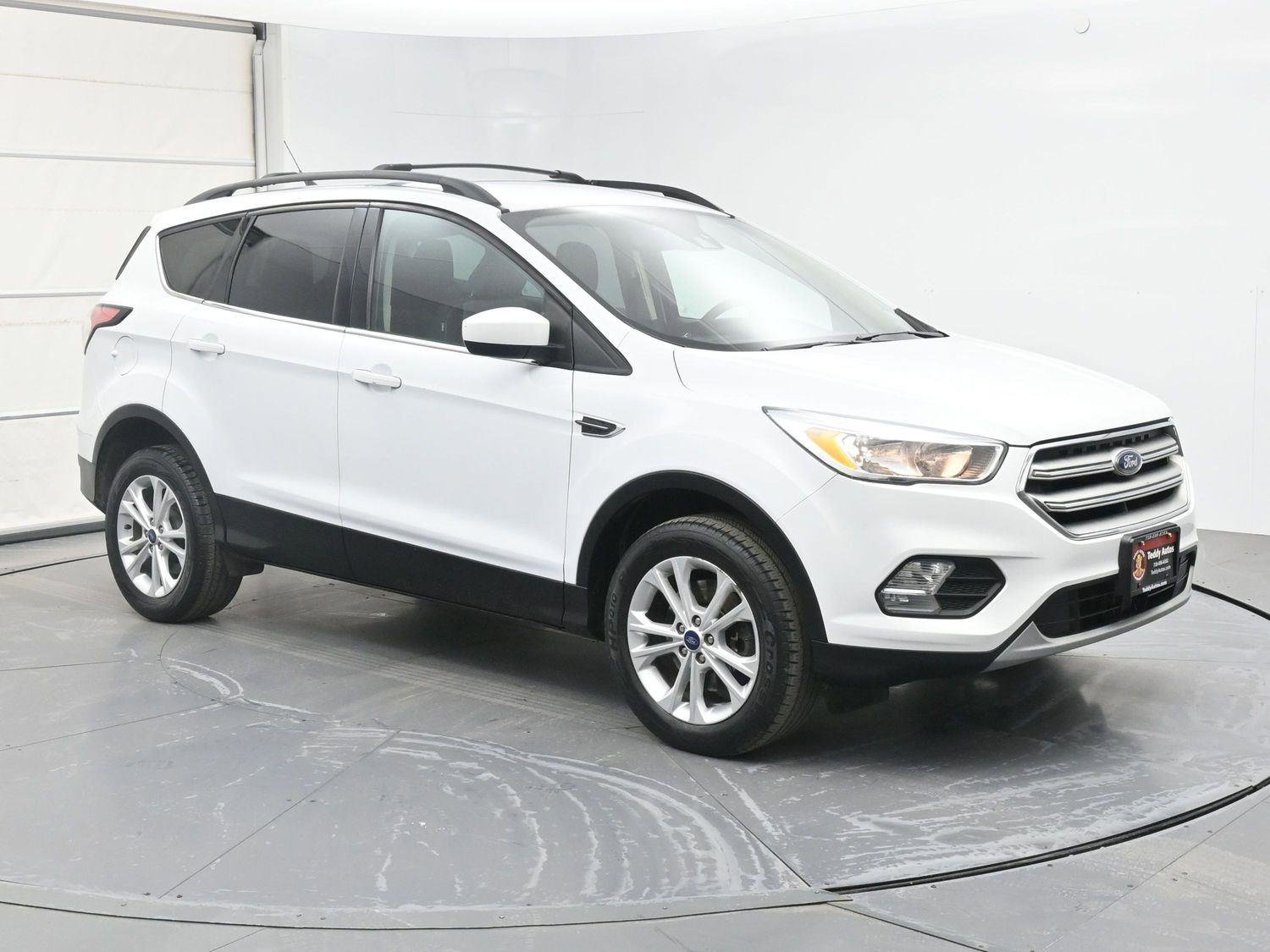 Used 2018 Ford Escape SE w/ Ford Safe & Smart Package image 27