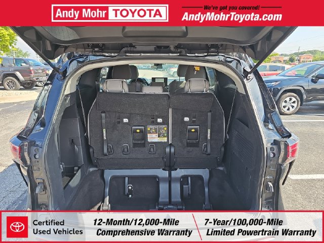 Certified 2025 Toyota Sienna LE FWD image 12