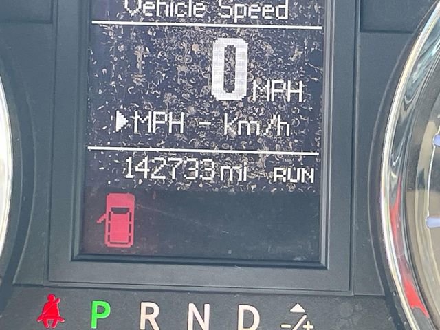 Used 2013 Chrysler Town & Country Touring image 17