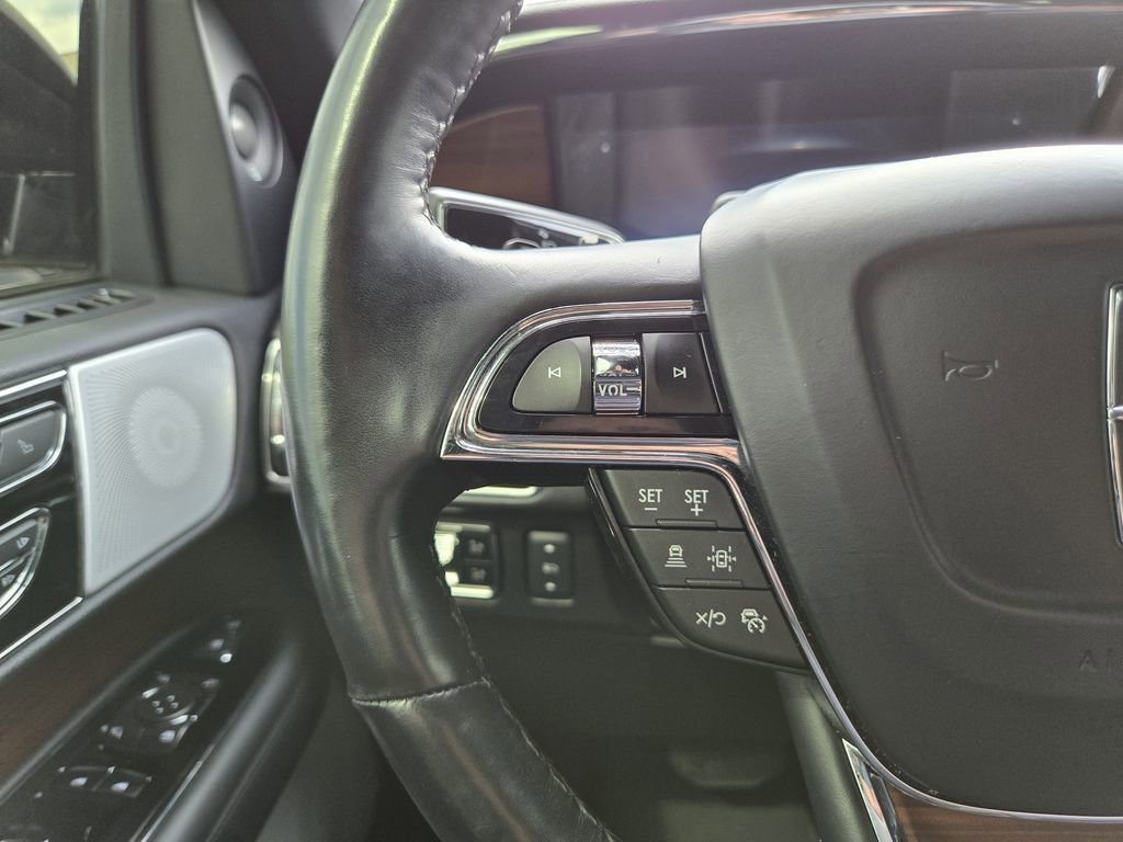 Used 2023 Lincoln Navigator Reserve w/ Equipment Group 201A image 20