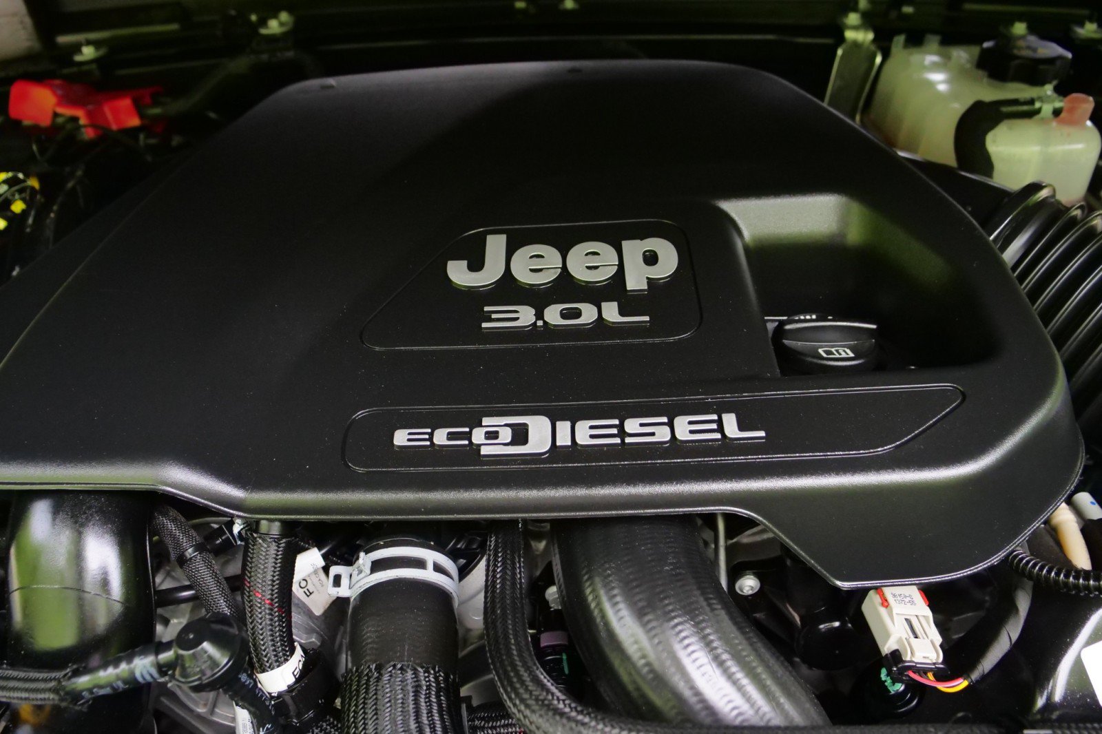Used 2023 Jeep Gladiator Overland AWD/4WD image 8