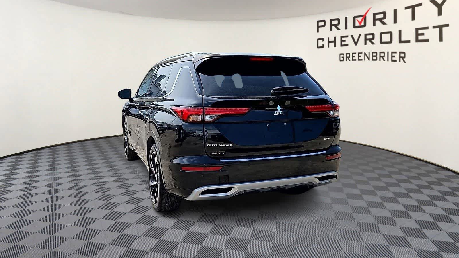 Used 2023 Mitsubishi Outlander SEL 40th Anniversary AWD/4WD image 7