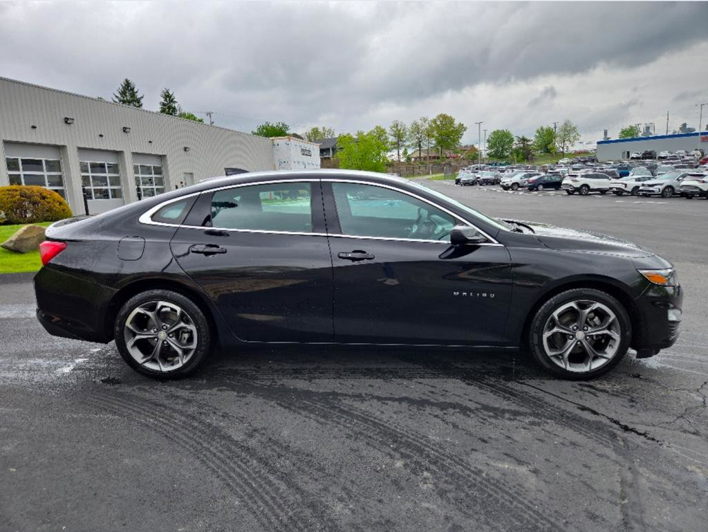 Used 2023 Chevrolet Malibu LT FWD image 30