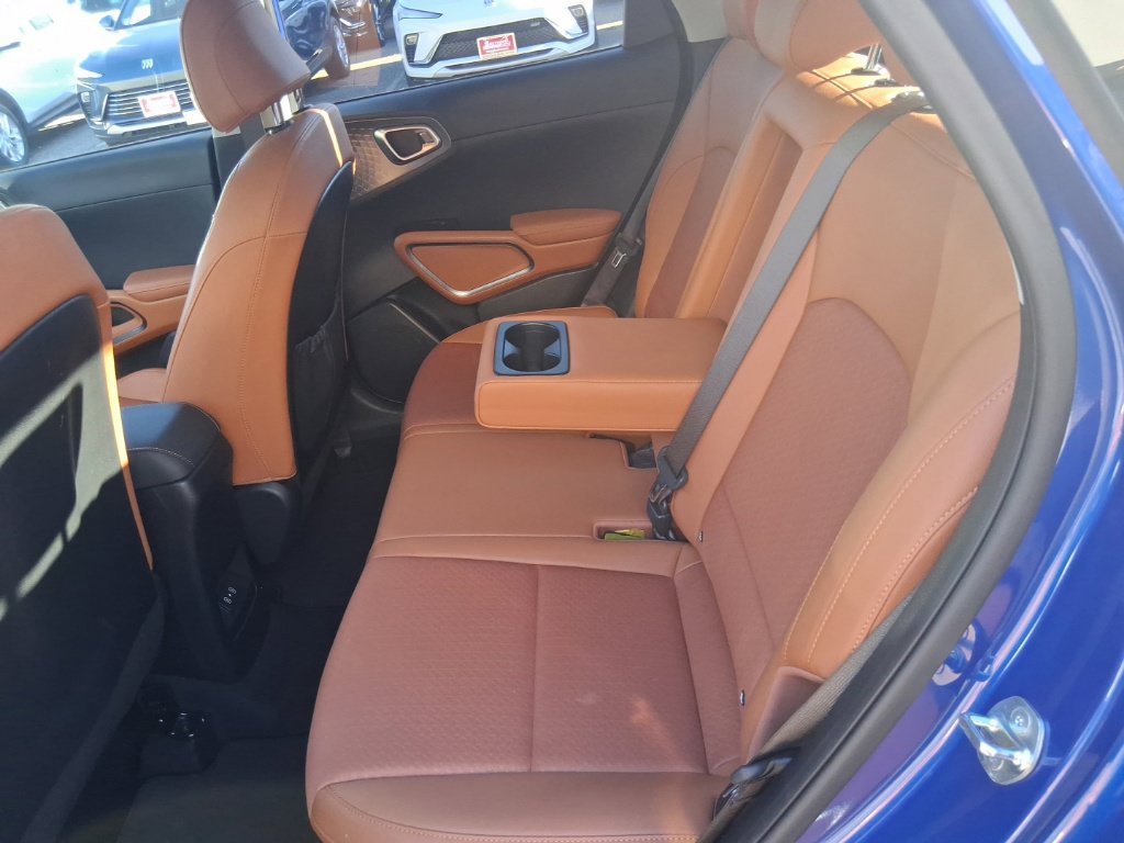 Certified 2024 Kia Soul EX w/ EX Designer Package FWD image 18