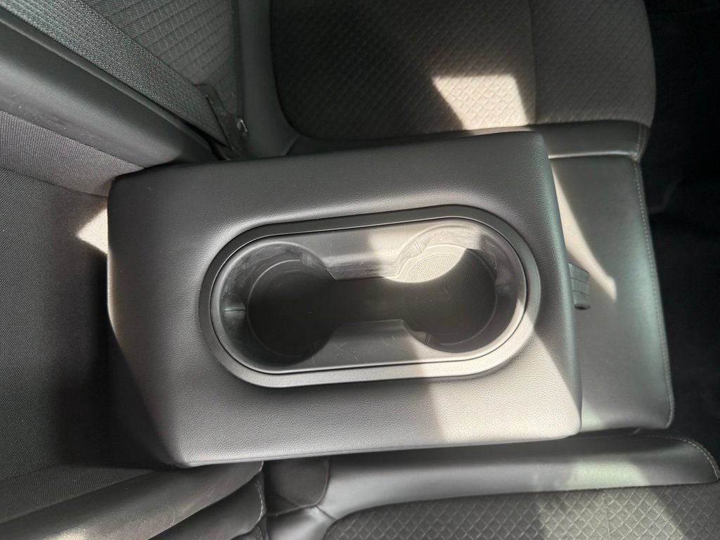 Used 2021 Buick Encore Preferred AWD/4WD image 17