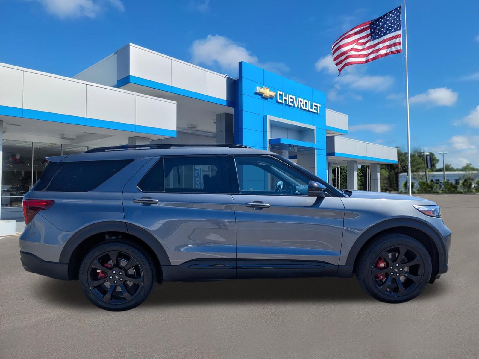 Used 2023 Ford Explorer ST w/ Equipment Group 401A AWD/4WD image 3