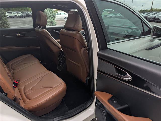 Used 2023 Lincoln Nautilus Reserve AWD/4WD image 17